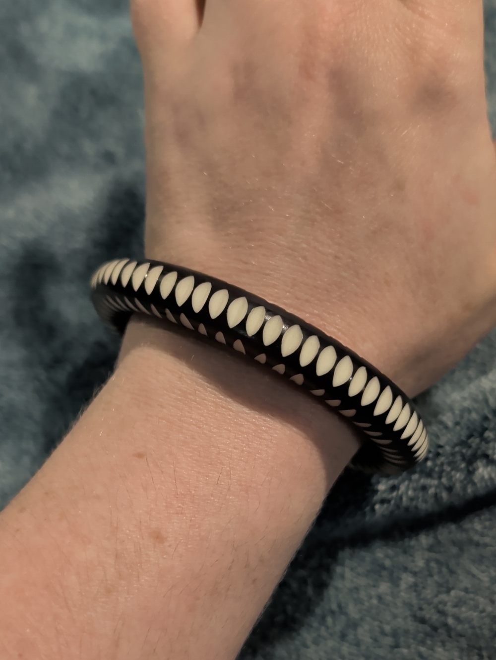 Black and White Carved Bangle Bracelet - Classic Contrast